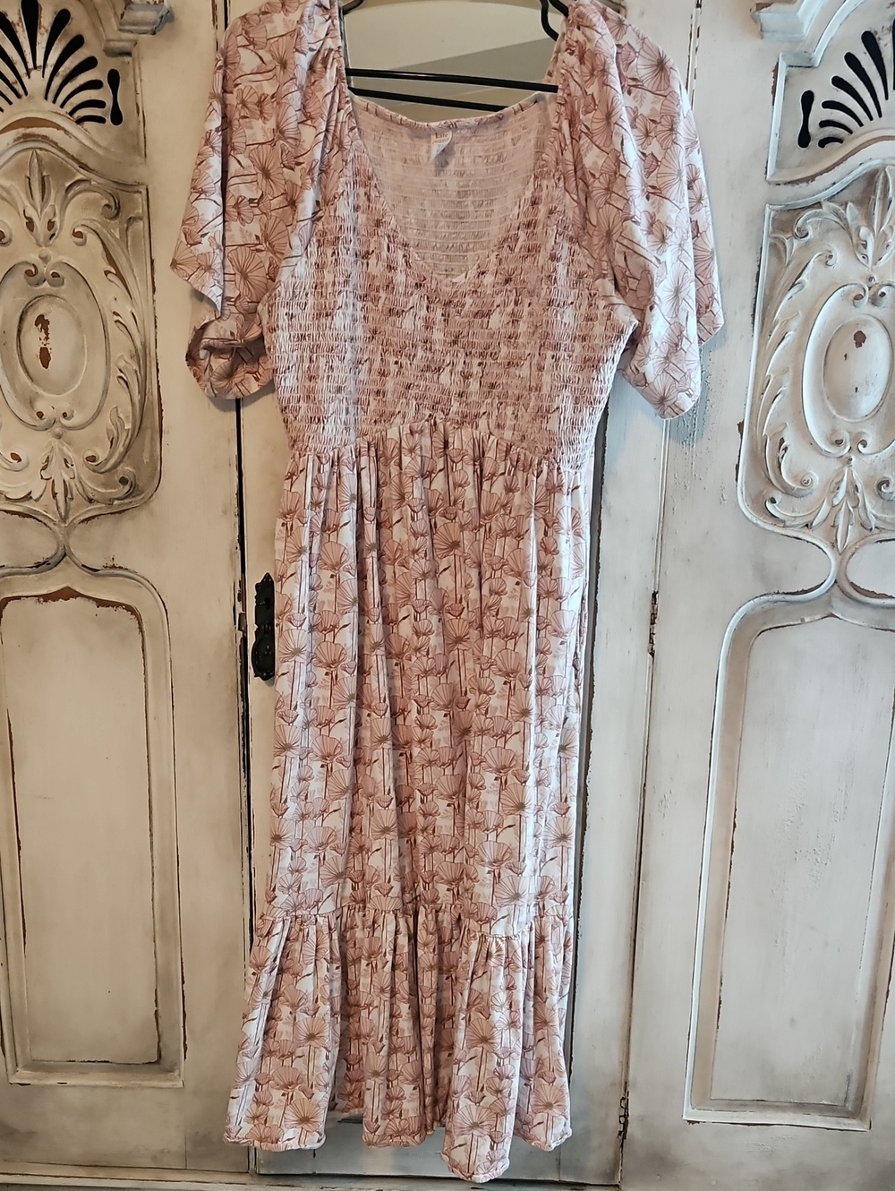 Kate Quinn Women's Flutter Sleeve Smocked Midi Dress Large Organic Cotton Pink